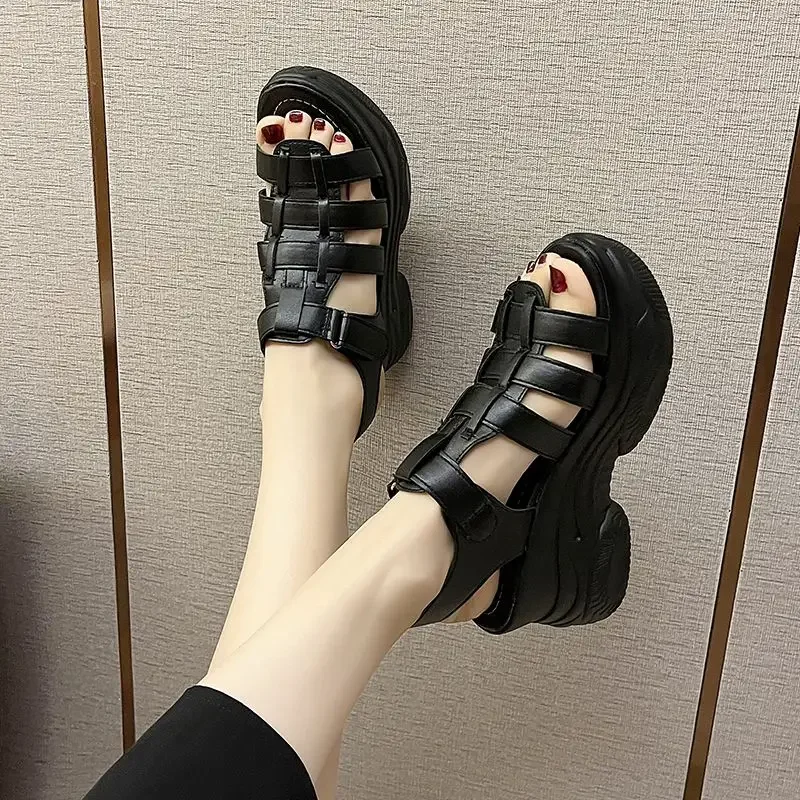 Estilo romano verano 2025 zapatos de mujer hebillas punta abierta