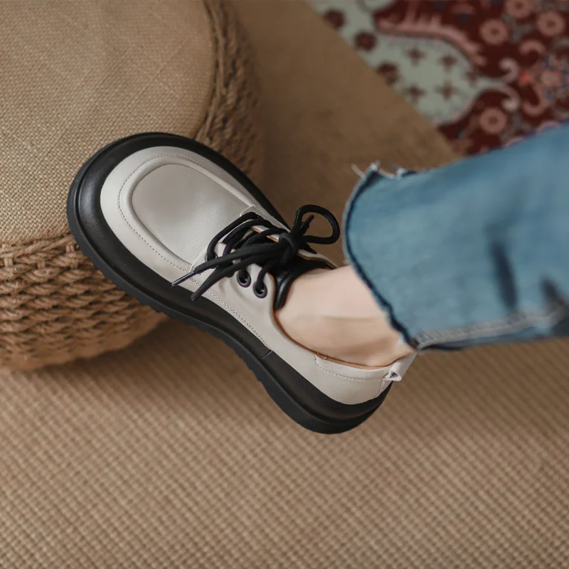 Round Toe Shallow Mouth Casual Woman Shoe British Style Clogs Platform Loafers with Fur Oxfords Female Footwear Black Flats Prep