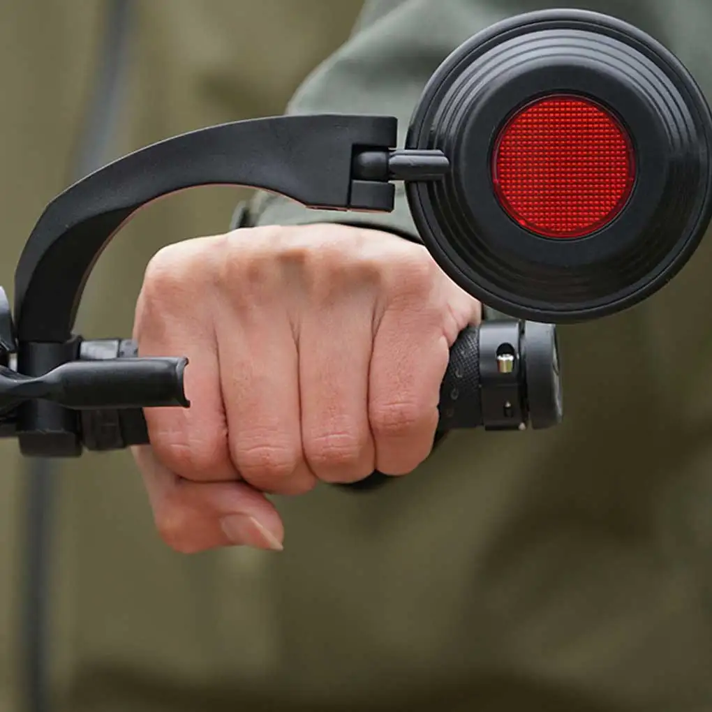 

Зеркальный отражатель заднего вида