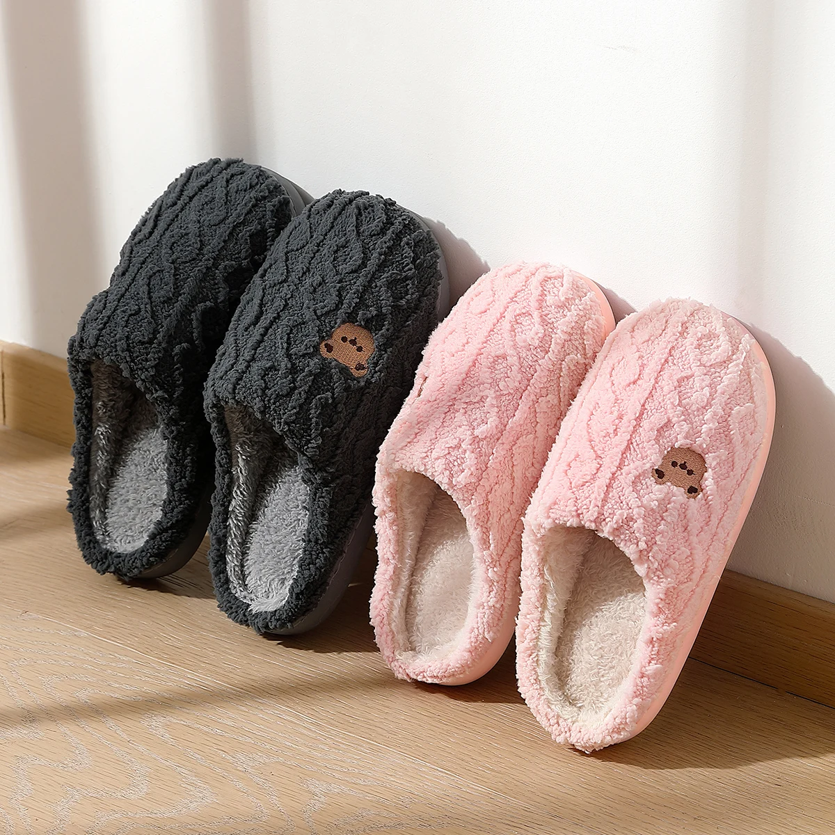 Women Slippers Fur Plush Lined Slip On Shoes Warm Autumn Winter Slides women slippers,lightweight slippers,warm slippers