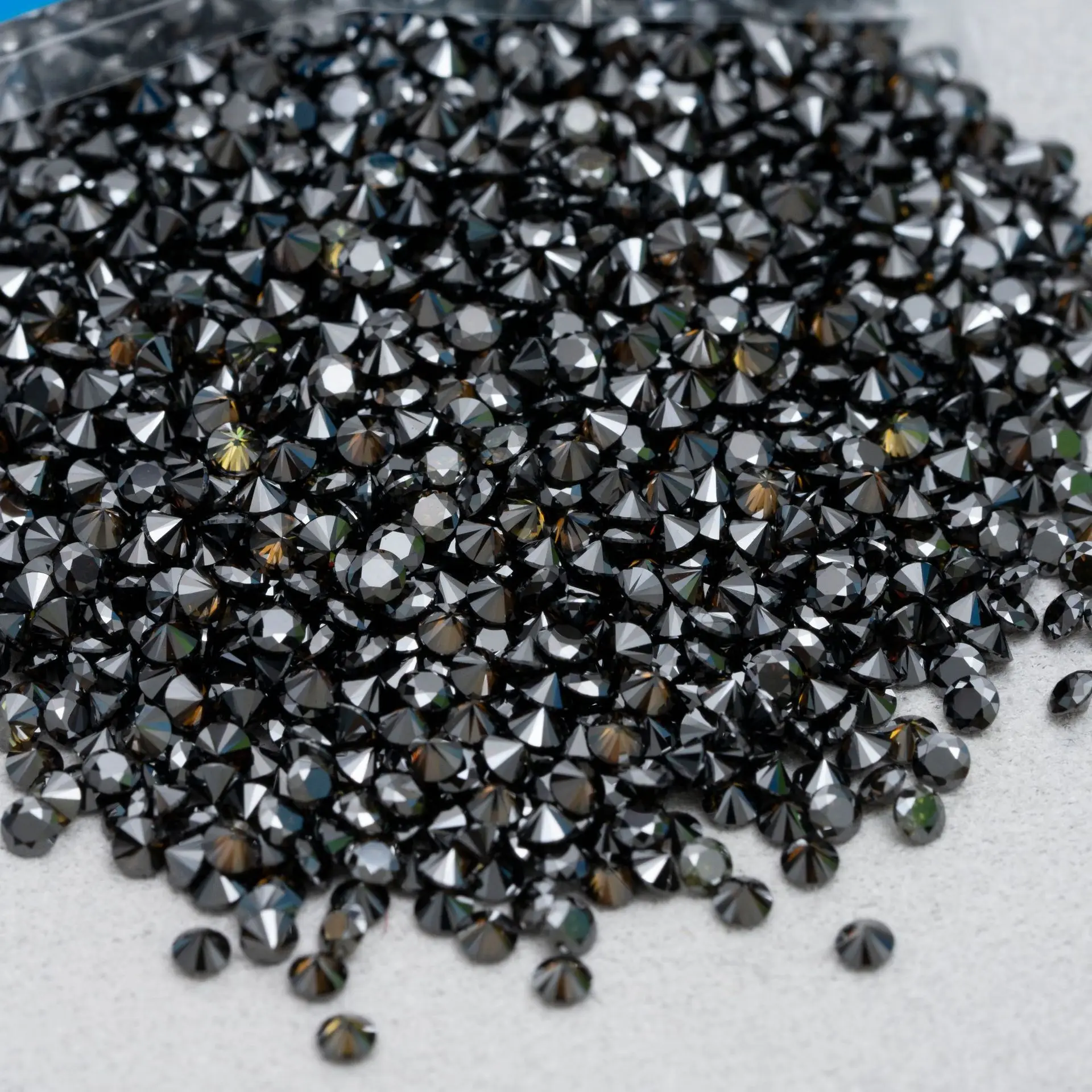 Excellent Cut Big DISCOUNT 0.7-2.9mm Holycome Black Moissanite Round Cut Moissanite Diamond Test Positive