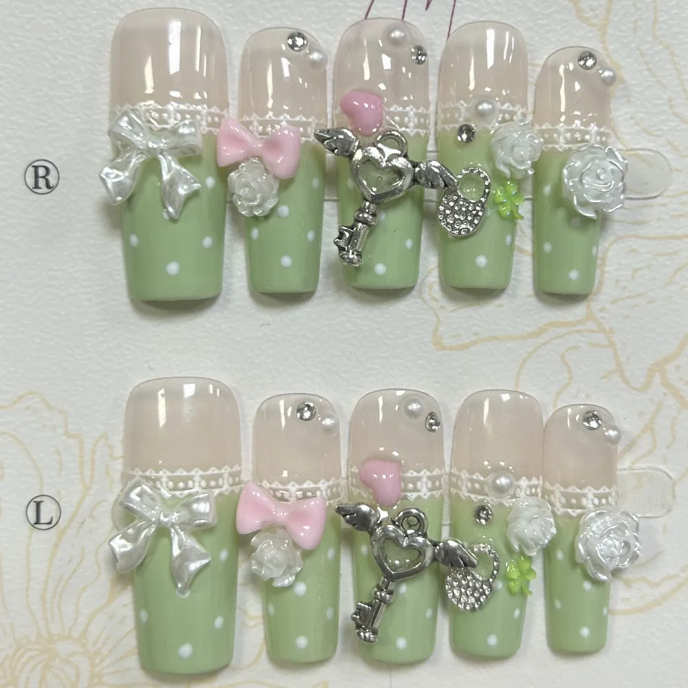 Y2K Vintage Gyaru Press On Nails - Cute Nail Art