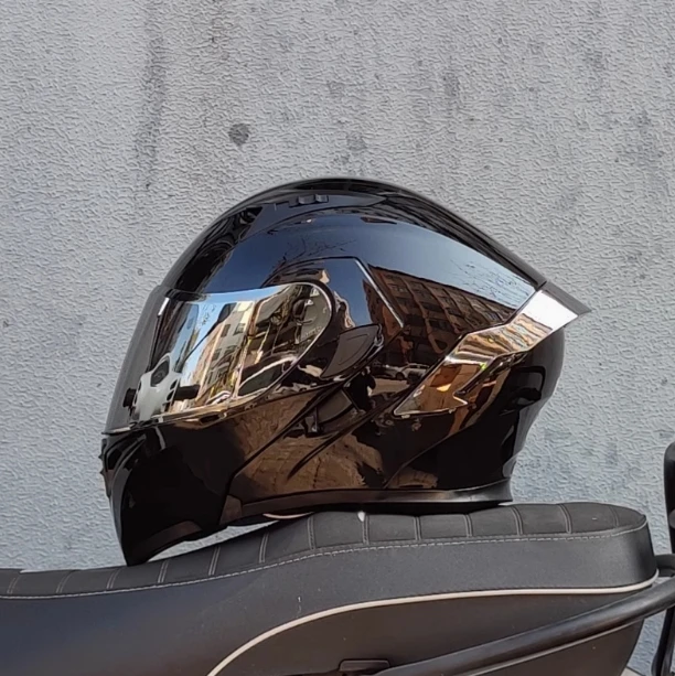 thumbnail image 1 of Casco de motocicleta LVS de alta calidad con doble lente y protector de cabeza de caballero para hombre, aprobado por DOT, accesorios para motocicleta, 1 of 5