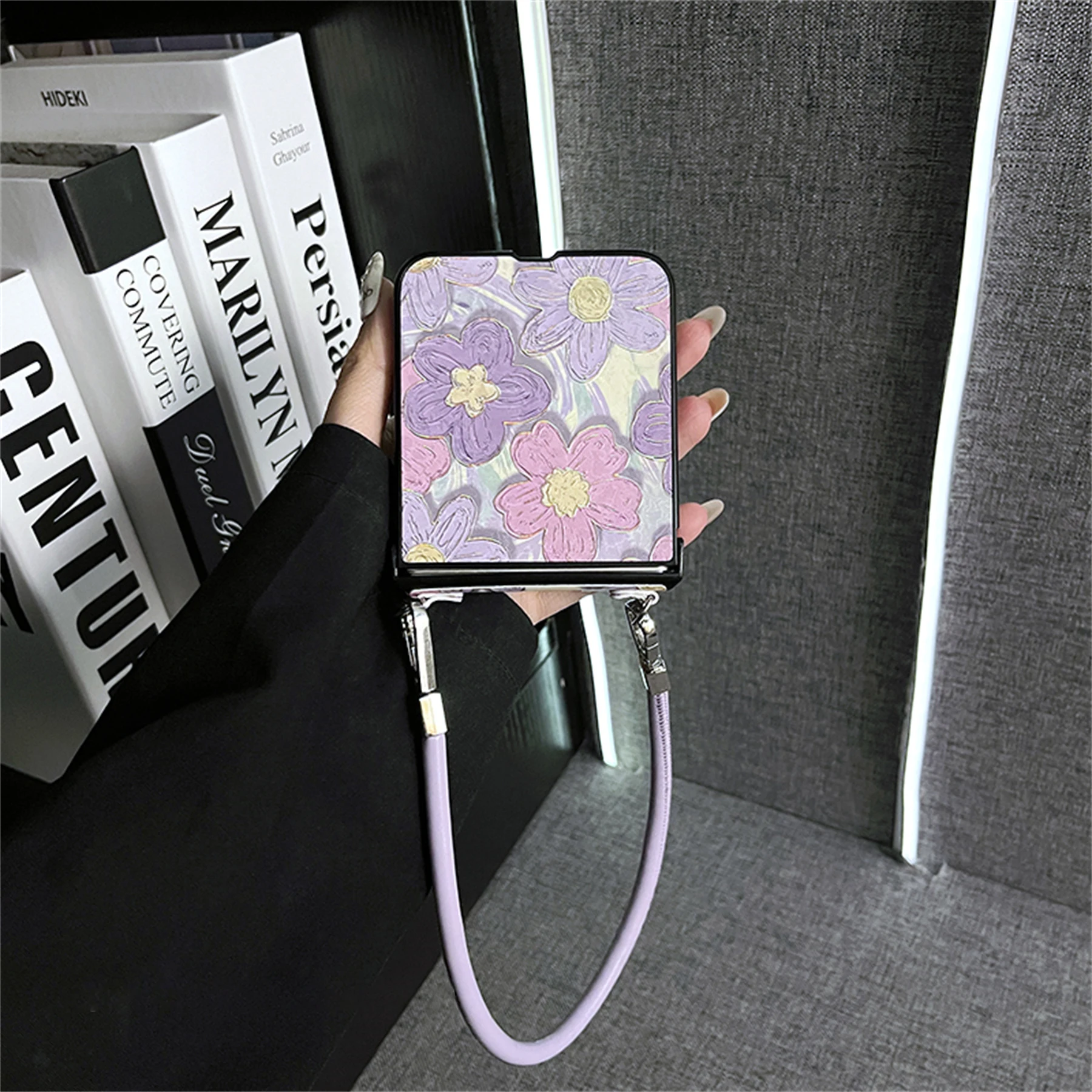 Luxury Oil Painting Purple Flowers Case With Matching Leather Bracelet - Elegant Back Cover
