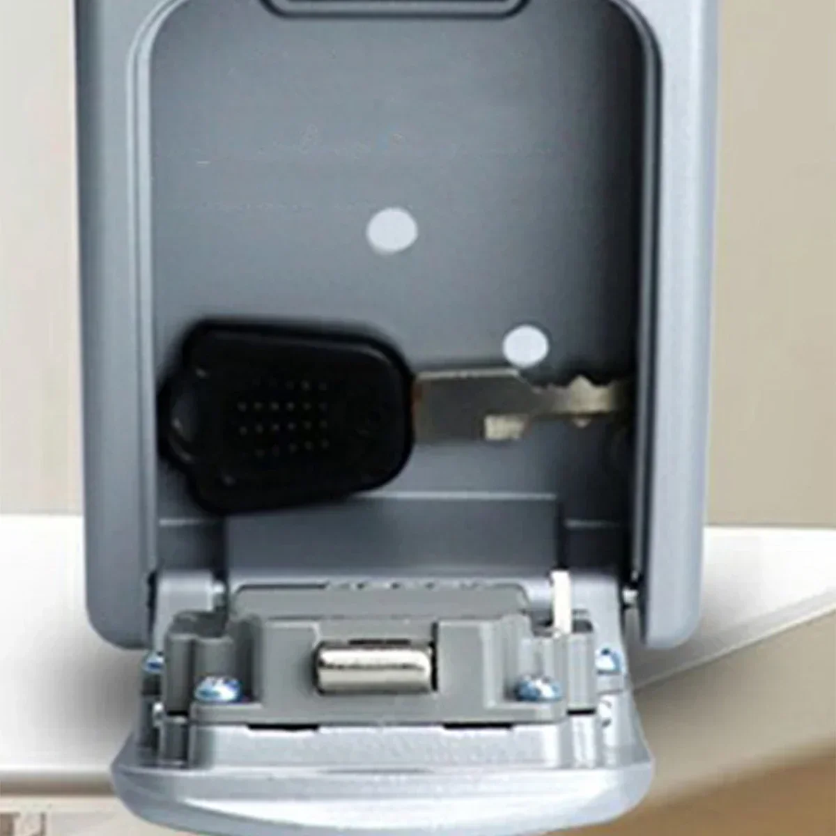 Lock Key Safe Box Wall Mount Outdoor Lock Box Key Storage Box for House Keys Key Safe with Combination Lock with 4 dials