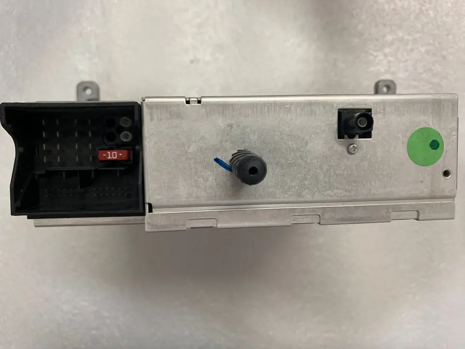 【即決】CD73 BMW純正 オーディオ ラジオ CDプレイヤー 液晶ディスプレイ DIY 修理用 E81E87E90E91E92E93 分解 リペア 修理 MINI BMW 320.3 シリーズ E91 前期(VR20) 純正 破損無 取付OK