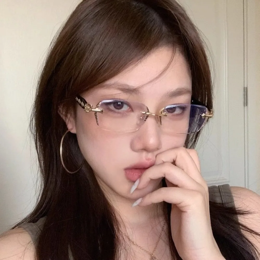 Y2K Vintage Frame Glasses Anti Eyestrain Eye Protection Anti-Blue Light Glasses Metal Travel Eyewear Hinges Eyeglasses