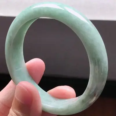 

Zheru Jewelry Natural Myanmar Jade light Green 54mm-62mm bracelet Princess bracelet is the best gift for mom and girlfriend