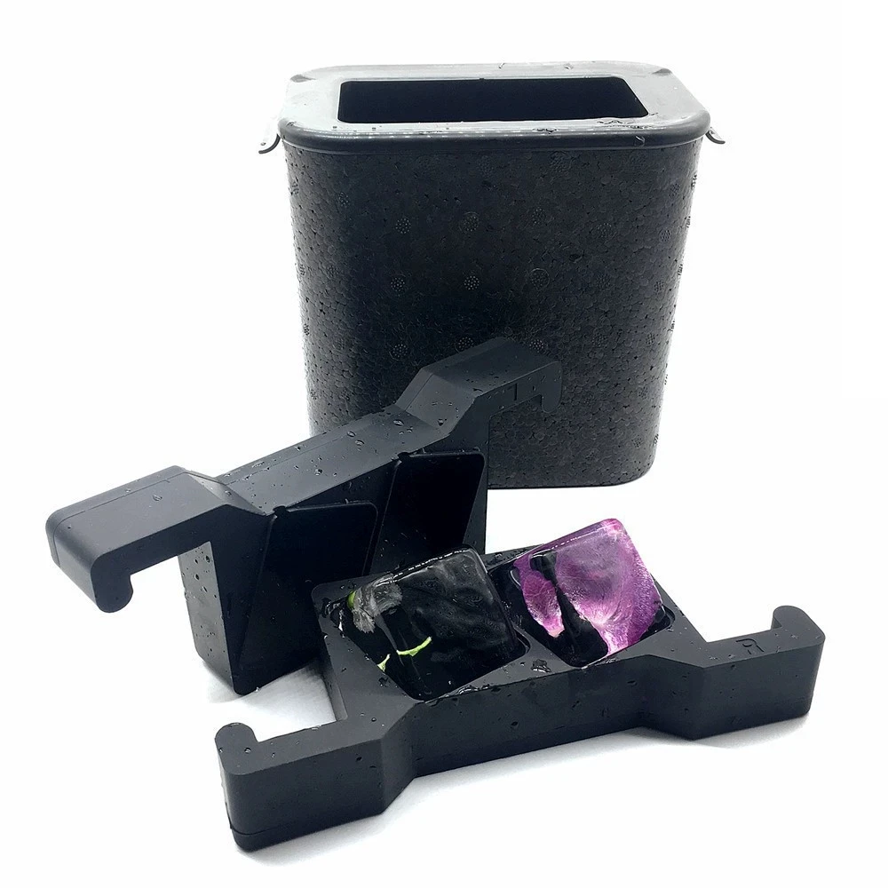 2 Holes Square Puck