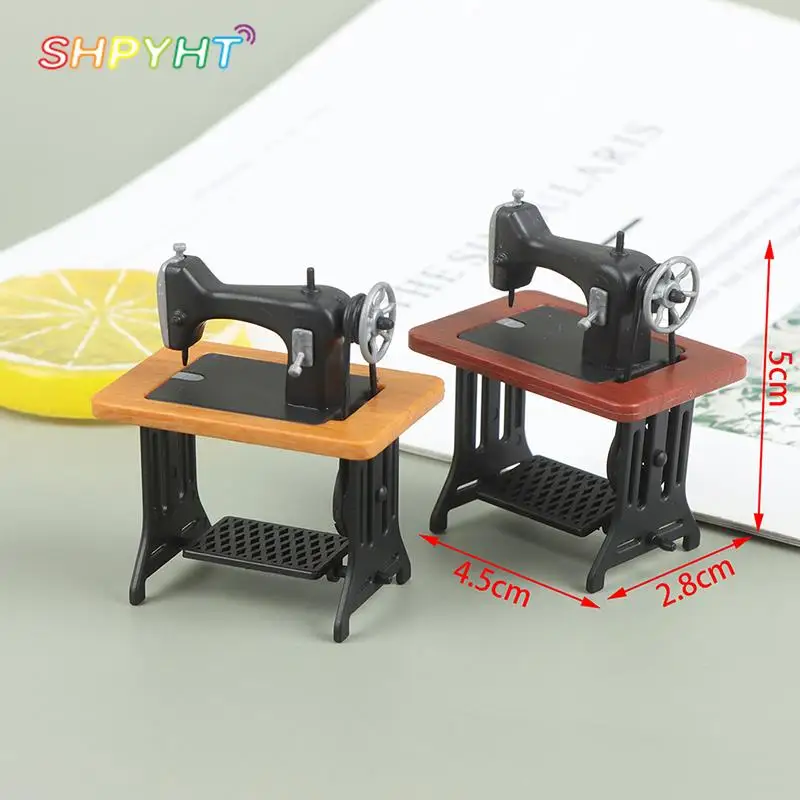

Dollhouse Decor Miniature Furniture Wooden Sewing Machine with Thread Scissors Accessories for Dolls House Kids Toys for Girls