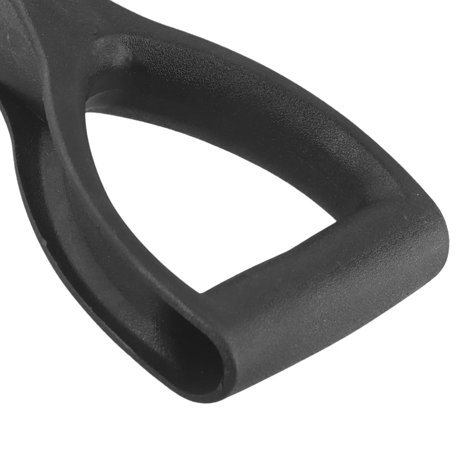 

Garden Spades D Handle Plastic D Handle Easy Installation Plastic Replacement Handle Snow Shovel 11.8*18.5*3.4cm