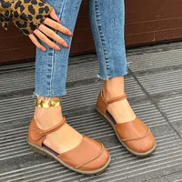 Sandales plates tête à bout pour femmes, chaussures d'été décontractées à semelles souples, nouveau style rétro, chaussures pour mères, chaussures pour femmes de grande taille 2