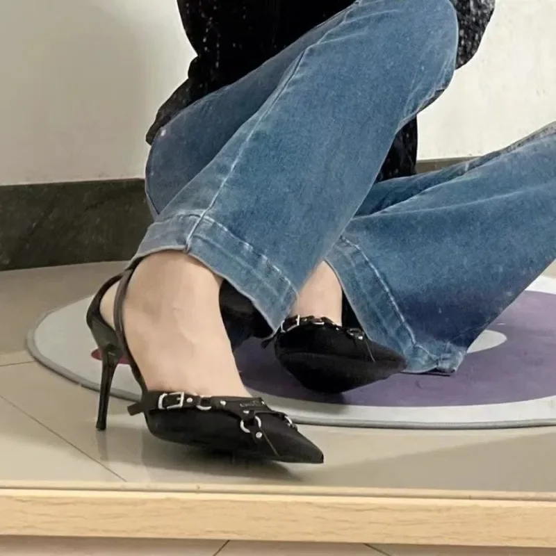2024 New Spring, Summer, and Autumn Women's Pointed Thin Heels with Black Design, Unique and Elegant Elegant High Heels