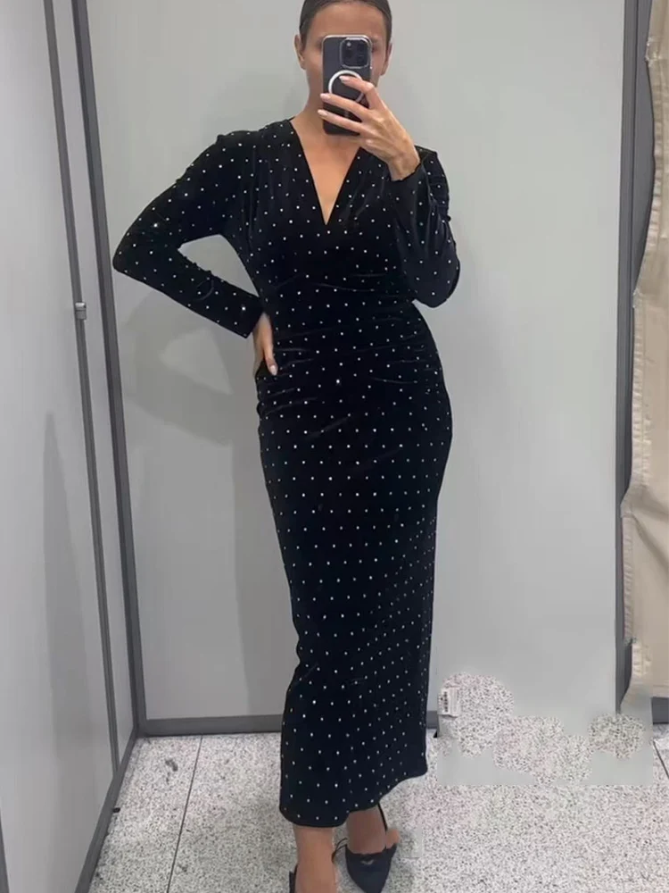 Fashion Long Sleeve Velvet Dress For Women Elegant Retro V-neck Bodycon Fit Chic Diamonds Beading Party Evening Gown Ladies