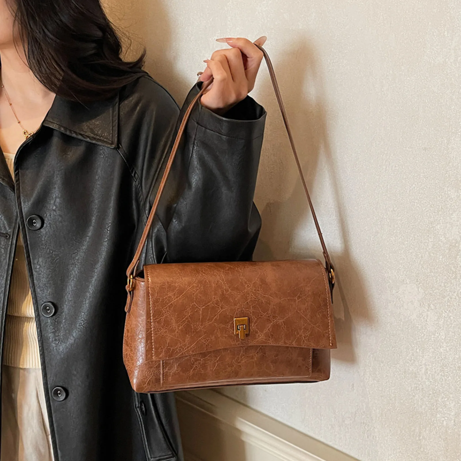 Women Girls PU Leather Underarm Shoulder Bag Adjustable Strap Solid Color Shoulder Bag One Shoulder Armpit Bag for Work Travel