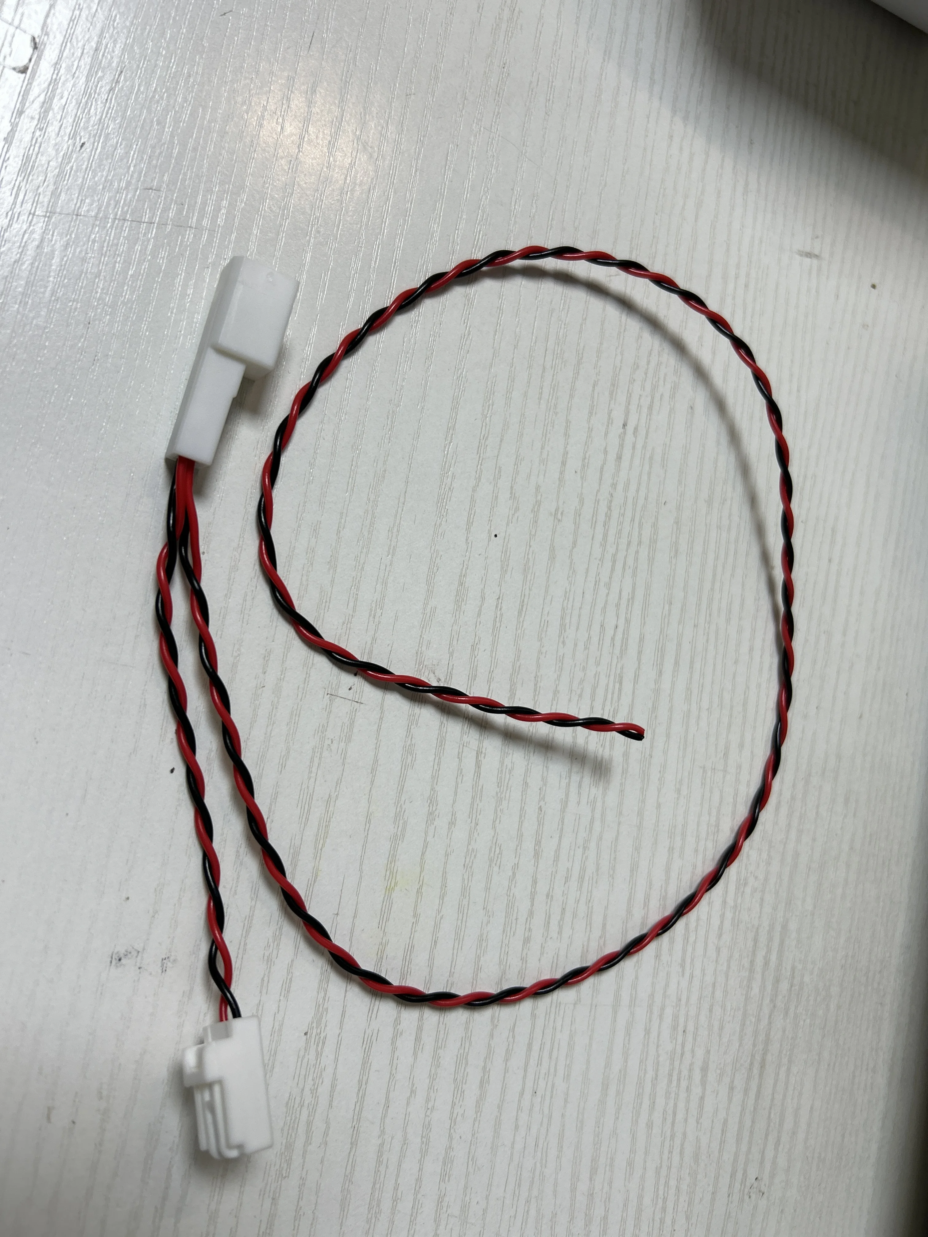 

The charger power supply cigarette lighter harness is undamaged, and the wire adapter harness is taken