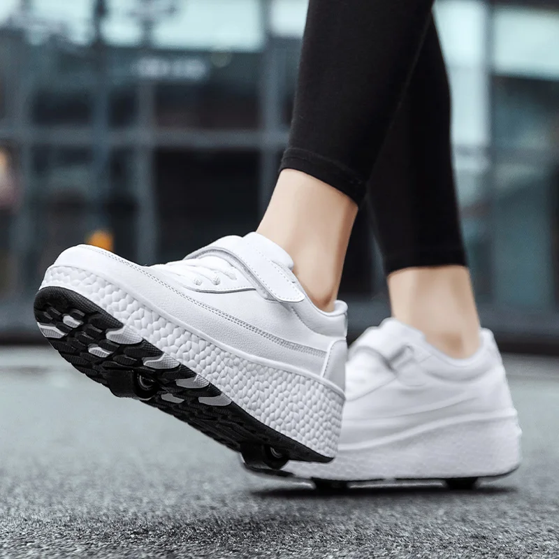 High-Quality Fashion Flashing Roller Skate Shoes