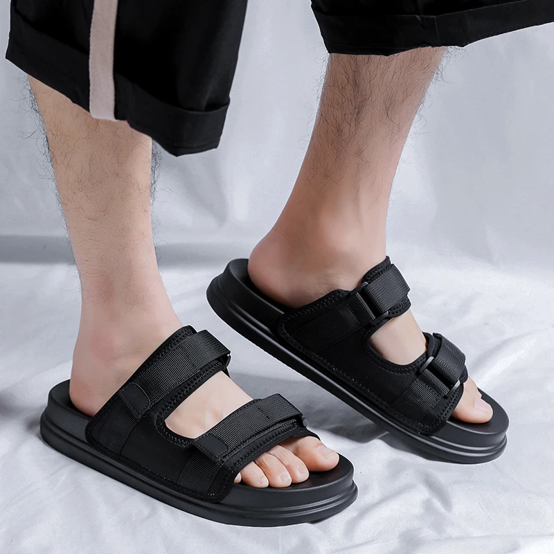 Summer Men's sports sandals Outdoor beach sandals Mesh rubber sole soft anti slip sandals High quality black mens Roman sandals
