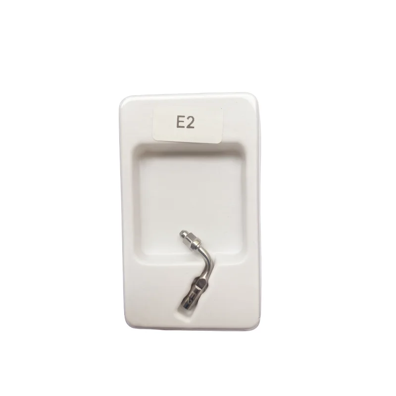 E2