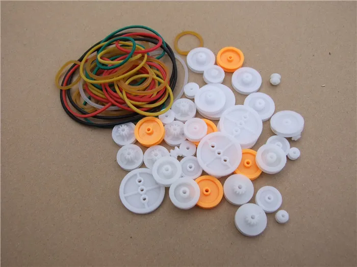 100 Poulies Plastique Mini Pour Courroie - Diamètre 9.3 Mm, Axe 2 Mm - Pour Modèles RC, DIY, Projets Scientifiques