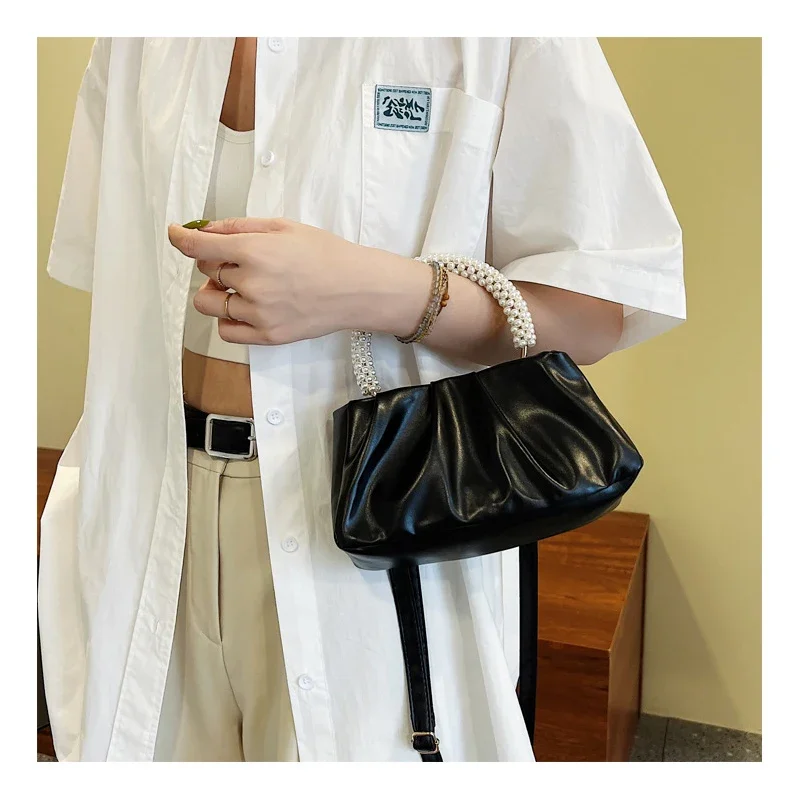 حقيبة نسائية The Cloud Bag اللون الصلب الجديد عصري...