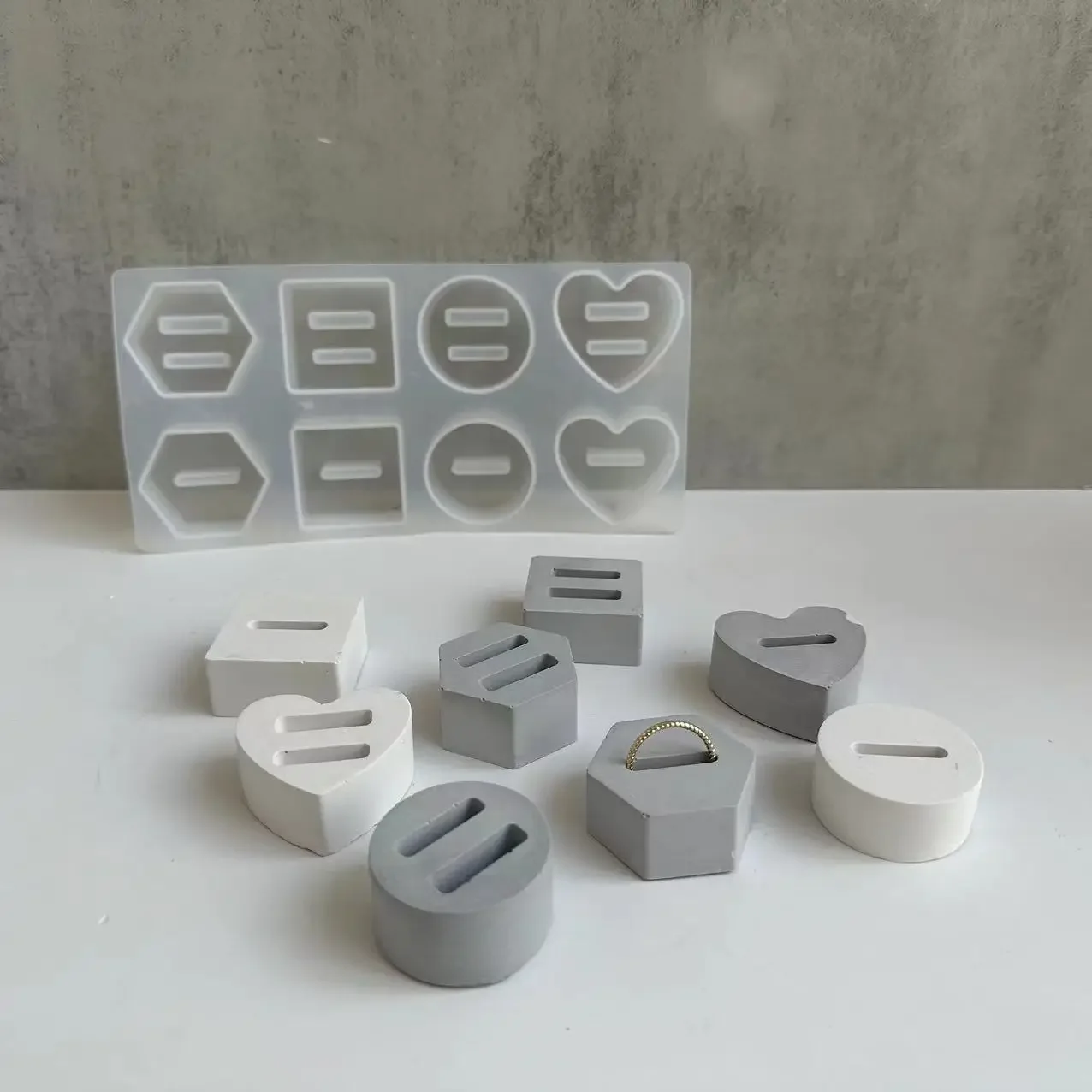 Silicone Mold 8 Holes Ring Holder Crystal Epoxy Resin Mold Round Hexagonal Love Ring Support Mirror Silicone Mold DIY Display Stand Molds