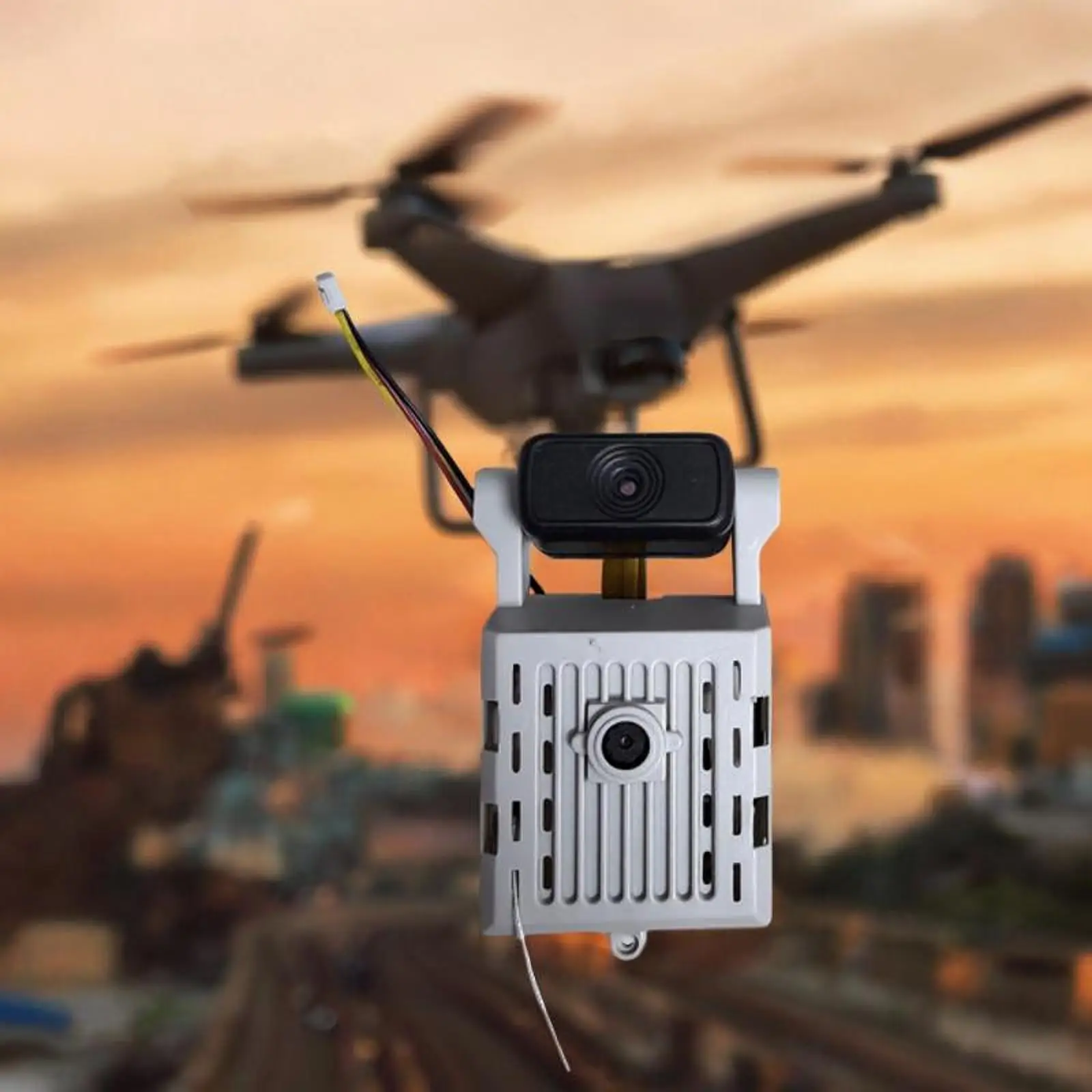 Module caméra pour drone E88Pro E88 posé sur fond blanc, pièce de rechange légère et compacte.