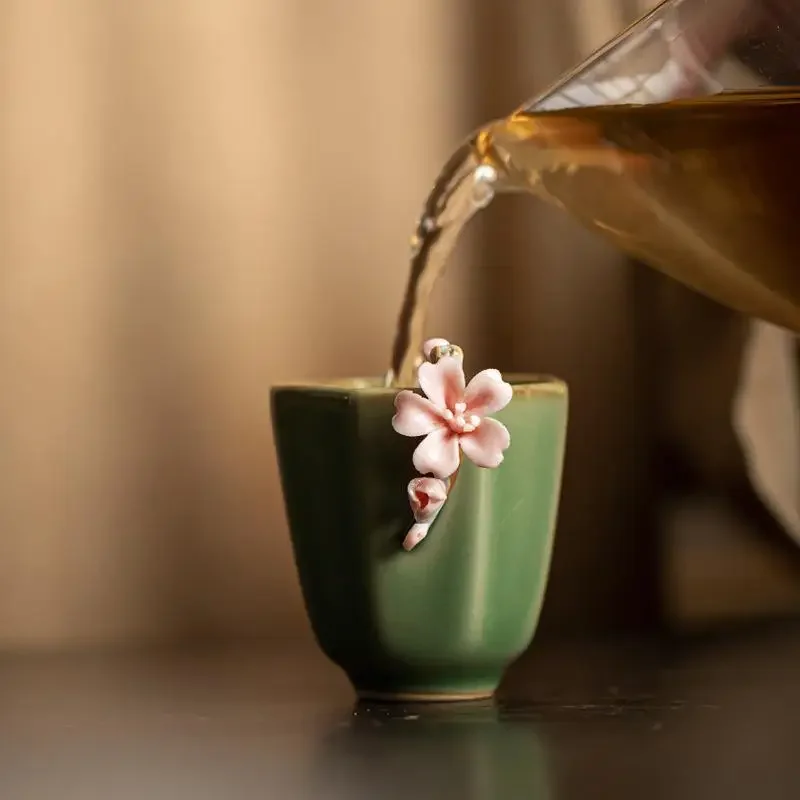 Handmade Ceramic Tea Cup with Flower - كوب شاي سير...