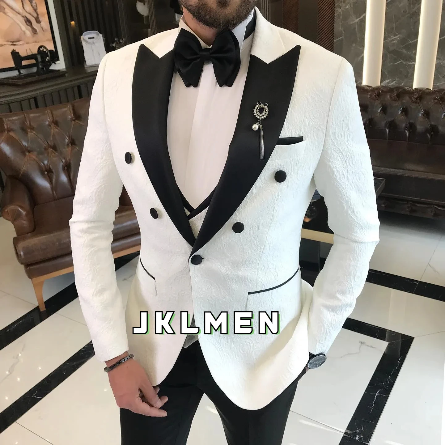 Double Breasted Men Suits For Wedding 3 Pieces Slim Fit Groom Wear Prom Peaked Lapel Tuxedos Custom Made Blazer Vest With Pants