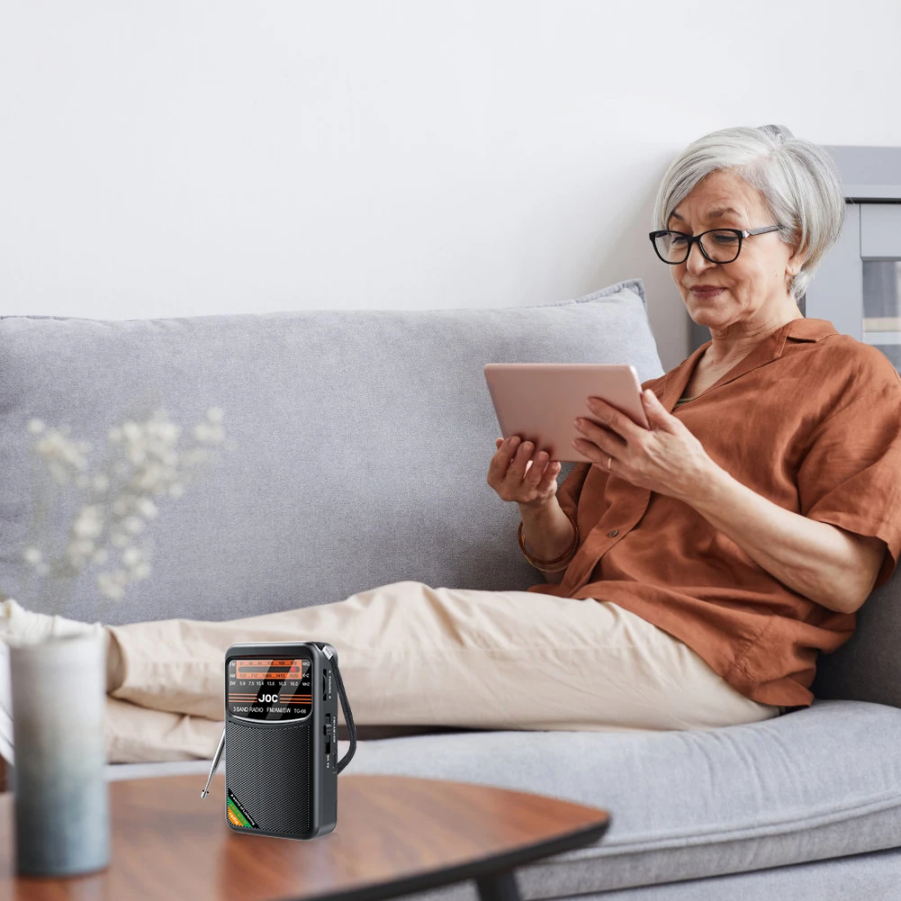 Battery Operated Radio FM AM SW Type-C Rechargeable Transistor with HD Display Screen Pointer For Elder