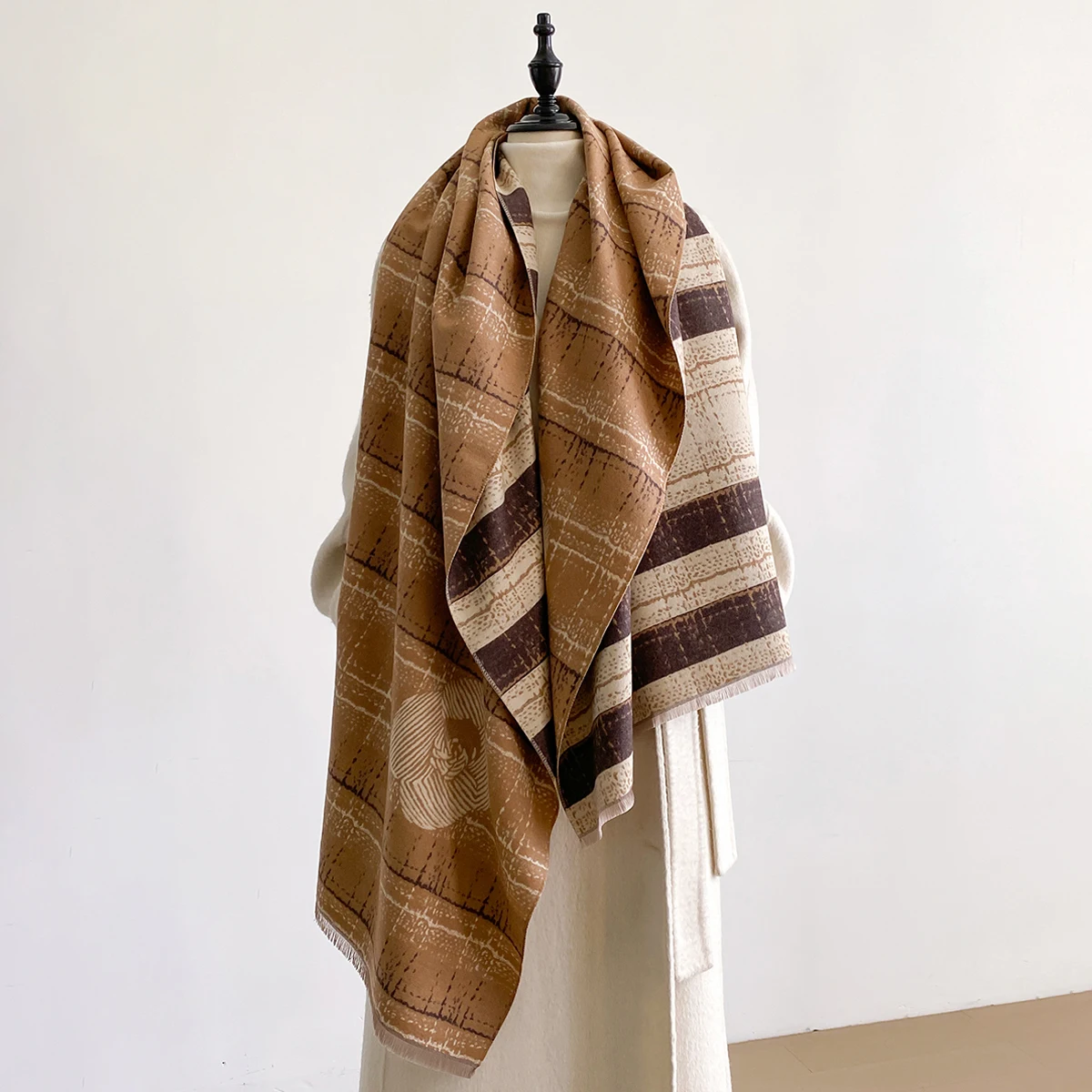 New Brand Elegance Two-Sided Print Scarf Soft Warm Fringe Pashmina Shawl Autumn and Winter Outdoor Coldproof Windproof Blanket