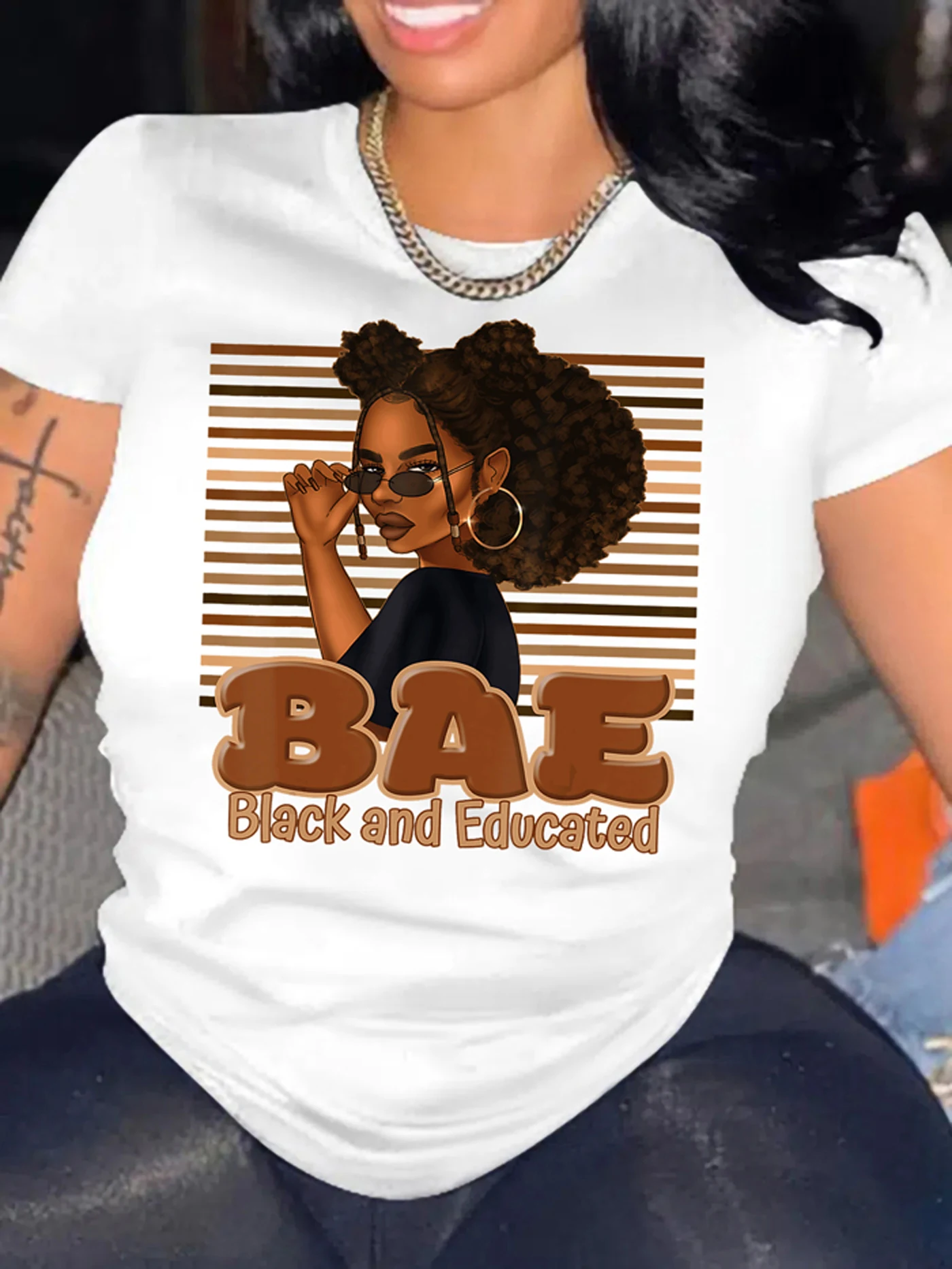 

Women's Cartoon Character & Letter Print T-Shirt - Casual Short Sleeve Top for Spring & Summer