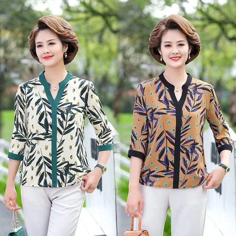 

Женская шифоновая футболка с коротким рукавом, круглым вырезом и принтом