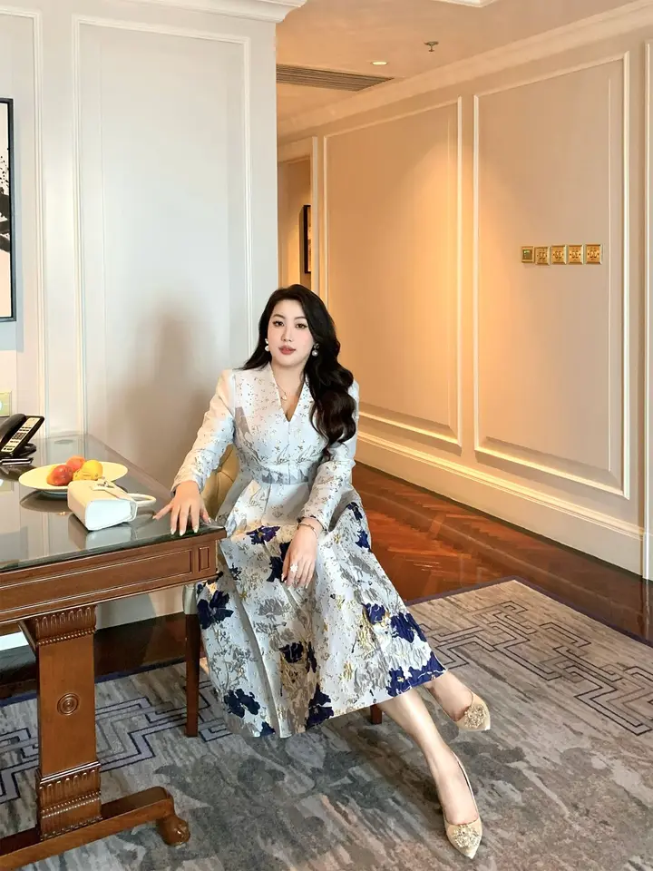 Big Size Spring Summer Jacquard Dress Occasion V-Neck