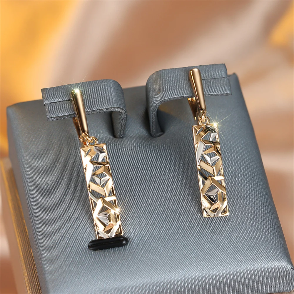 Vintage Hollow Metal Long Tassel Pendant Hoop Earrings For Women Gold Silver Color Ear Buckle Wedding Jewelry Engagement Gifts