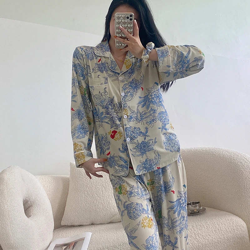 Casual cardigan lapel pajamas women's cotton like long sleeved new spring and autumn oil painting large size home clothes suit