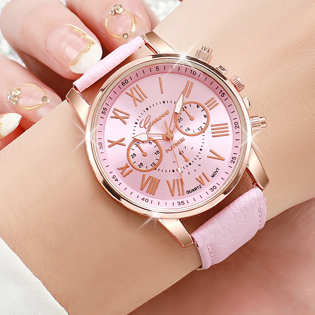 5PCS/Set Women's Multi Color Watch Fashionable and Exquisite Leather Watch with Multiple Options to Wear Every Day 3