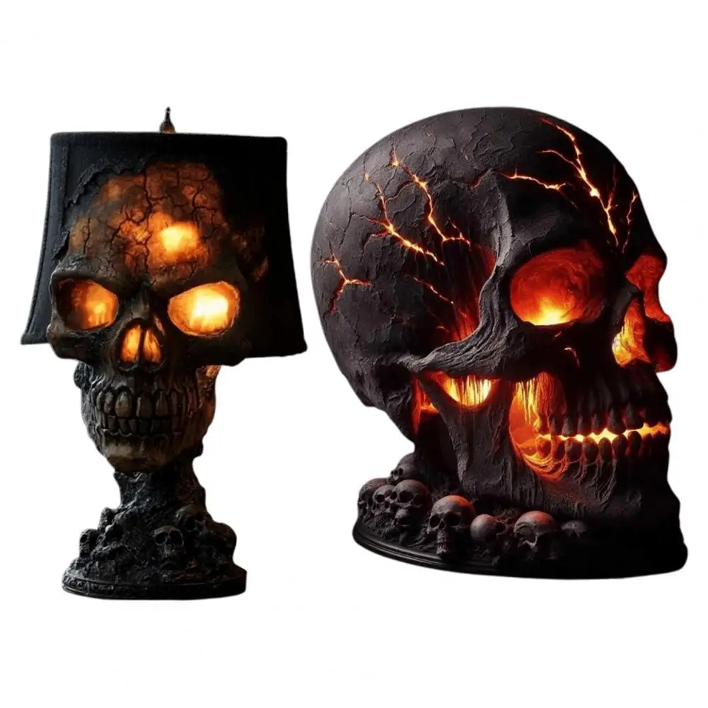 Surebuy Miniature Retro Skull Street Lamp, Halloween Retro Night Light Skull Lamp Battery-Powered Halloween Props To Light Up Led Gothic Home
