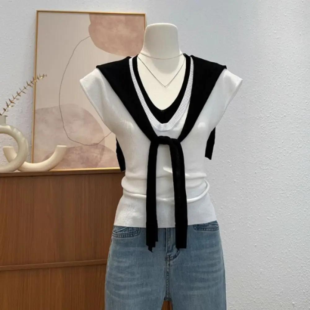 Description Picture 5 of itemLace-up Fake Two Pieces T-shirts V-neck Patchwork Slim Knit Crop Top Short Sleeve Korean Style Sweet Girl's Tees Top Streetwear