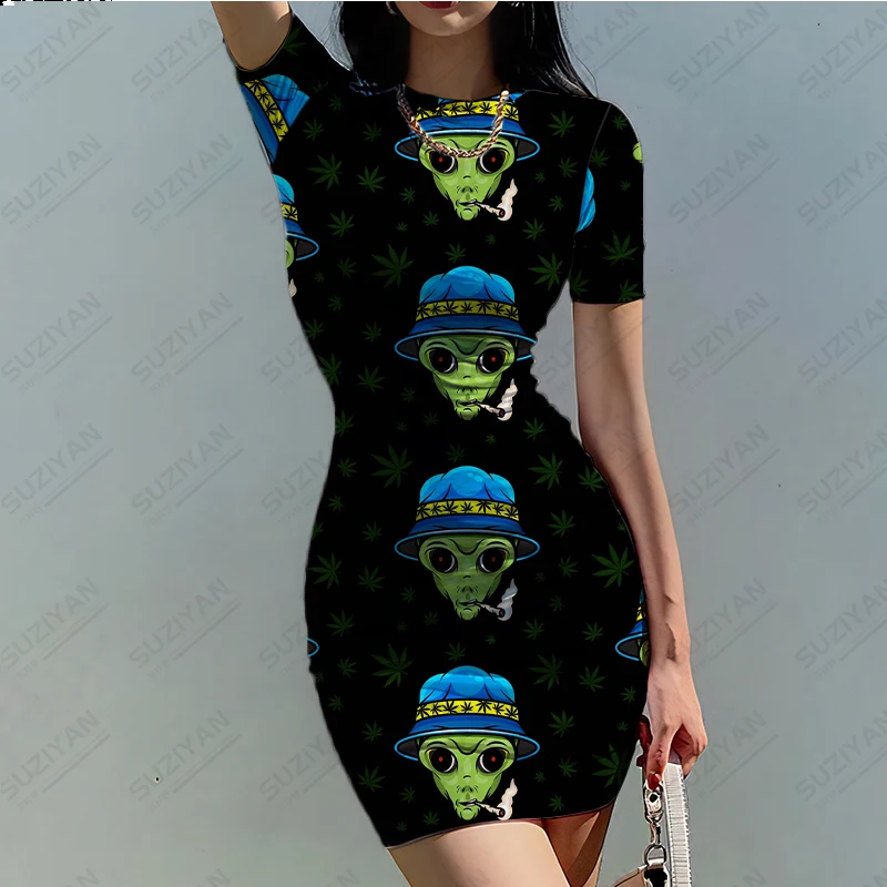 Рисунок 5 - Женское облегающее платье с коротким