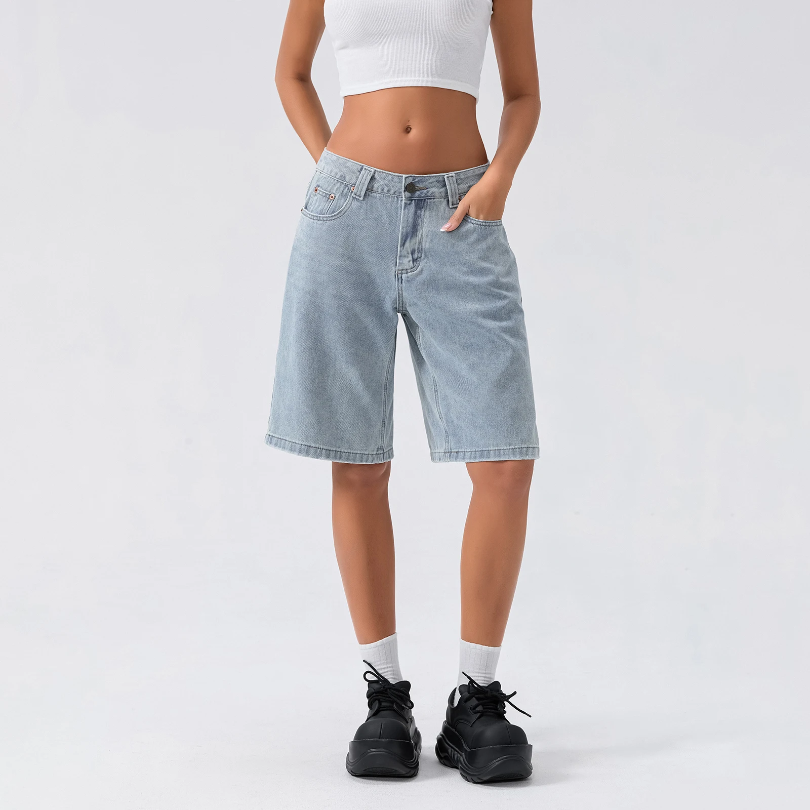 New Fashion Womens Knee Length Denim Shorts Loose Solid Color Low Rise Wide Leg Long Shorts With Pockets For Summer S-2XL