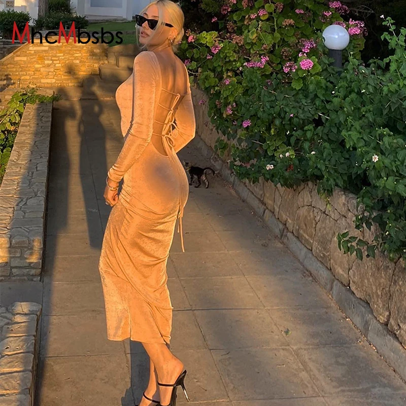 

Женское платье-макси с открытой спиной, с длинным рукавом