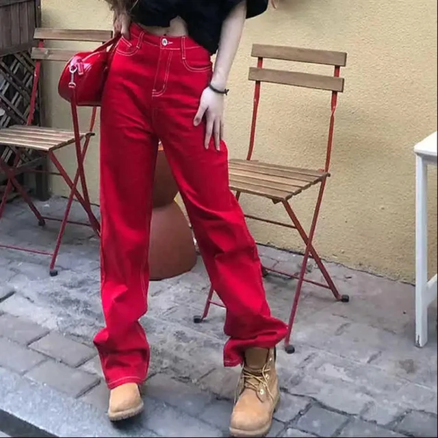 casual red jeans outfit