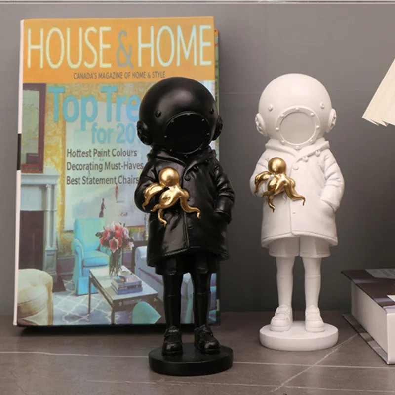 

Banksy DeepSea Diver Statues Nordic Style Sculptures And Figurines Home Decoration Luxury Living Room Decor Desk Accessories