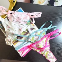 Culottes string douces et charmantes à volants pour femmes, en satin lisse, imprimées de fleurs, sous-vêtements à dos en T, bretelles croisées, taille basse 3