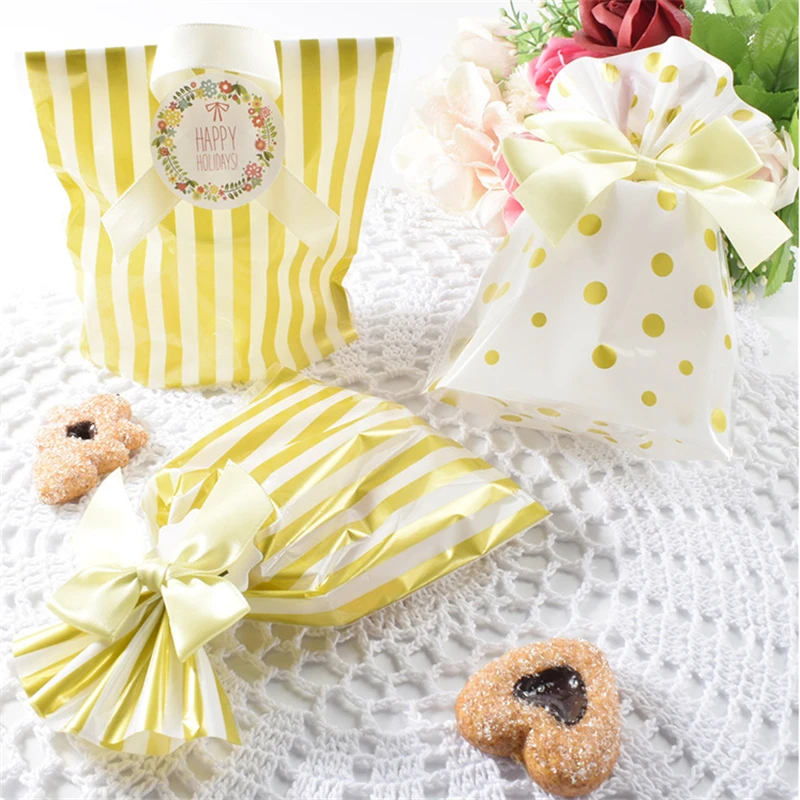 

50Pcs Striped Dot Plastic Snack Cookie Candy Packing Birthday Party Wedding Decoration Gift Bags (No Ribbon)