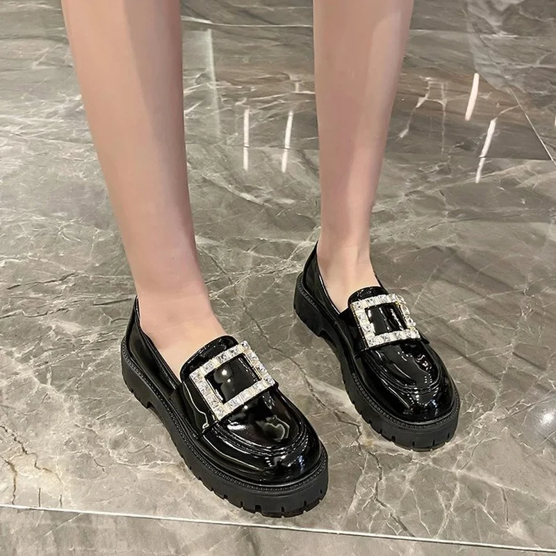 Brand square buckle rhinestone women shoes 2022 spring summer Pop fashion  thick-soled loafers British style small leather shoes