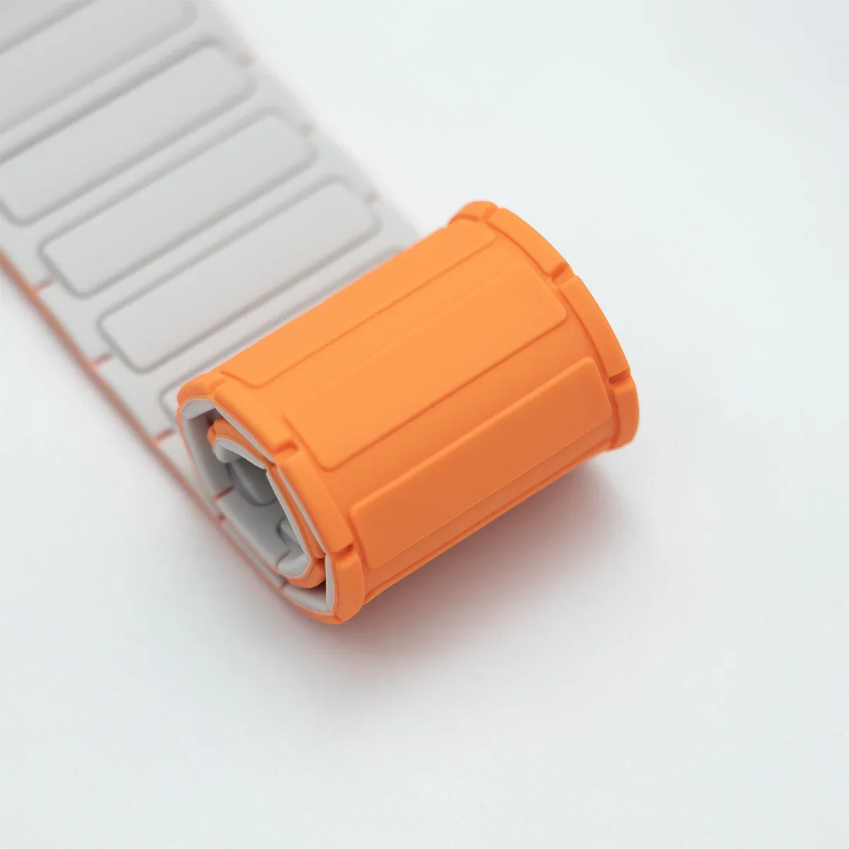 Universal Magnetic Silicone Watch Band, Soft Strap for Smartwatches, 20mm & 22mm