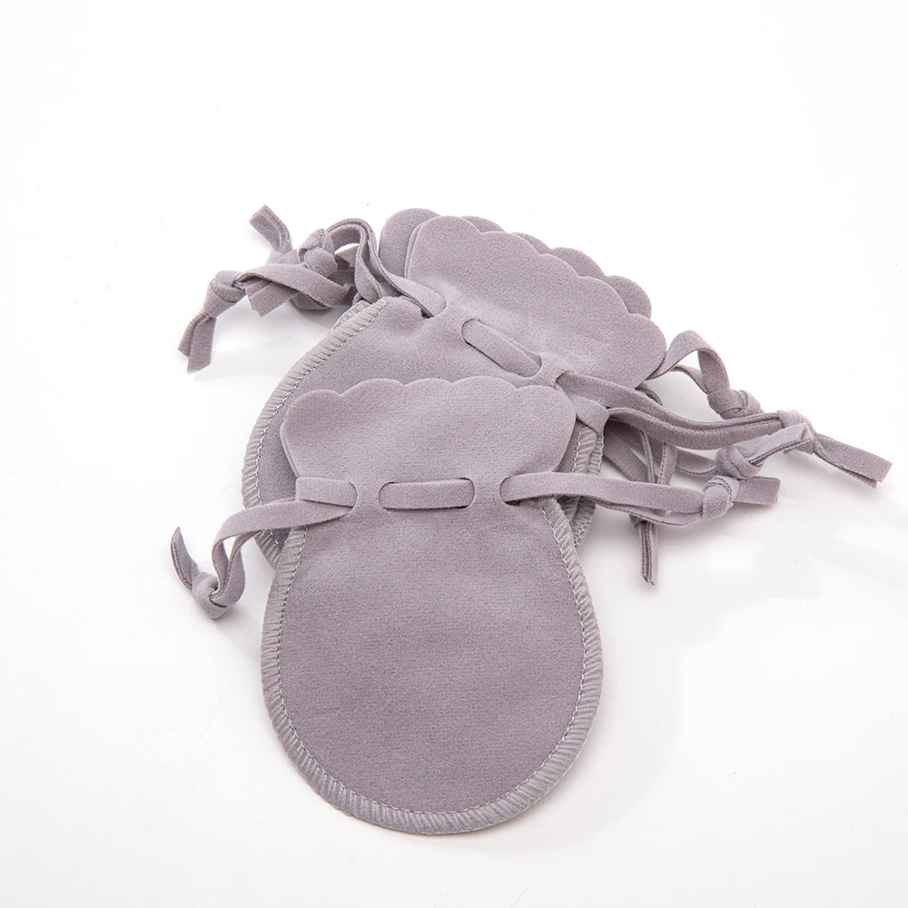 Set of 10 Elegant Velvet Drawstring Pouches for Jewelry and Gift Packaging