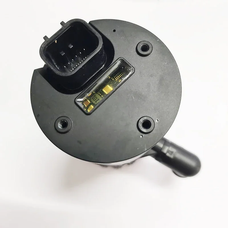 Gros plan sur la turbine de la pompe DJI T40 Argas, pièce de rechange essentielle pour drone agricole.